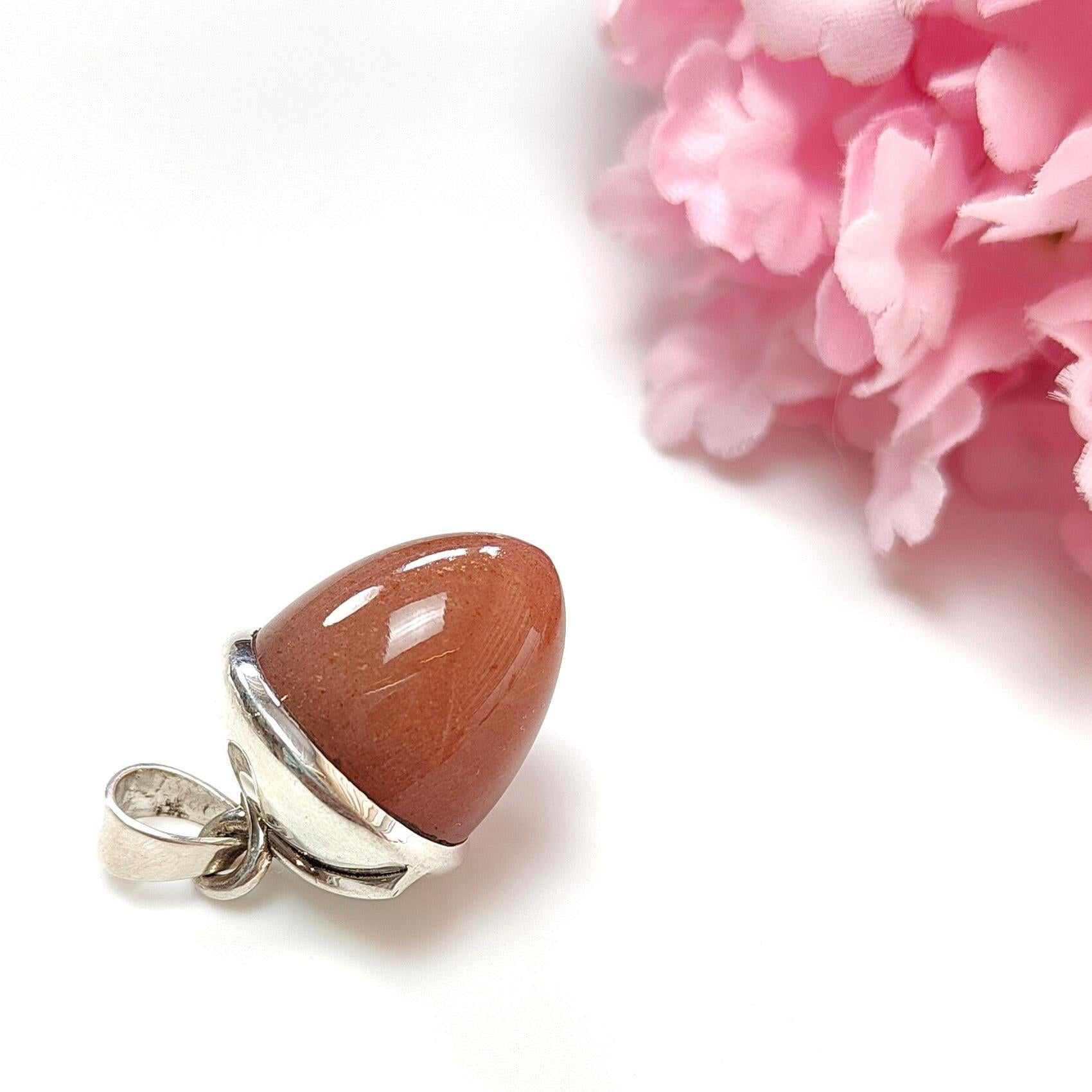 Moonstone Gemstone 925 Sterling Silver Pendant with Normal Loop