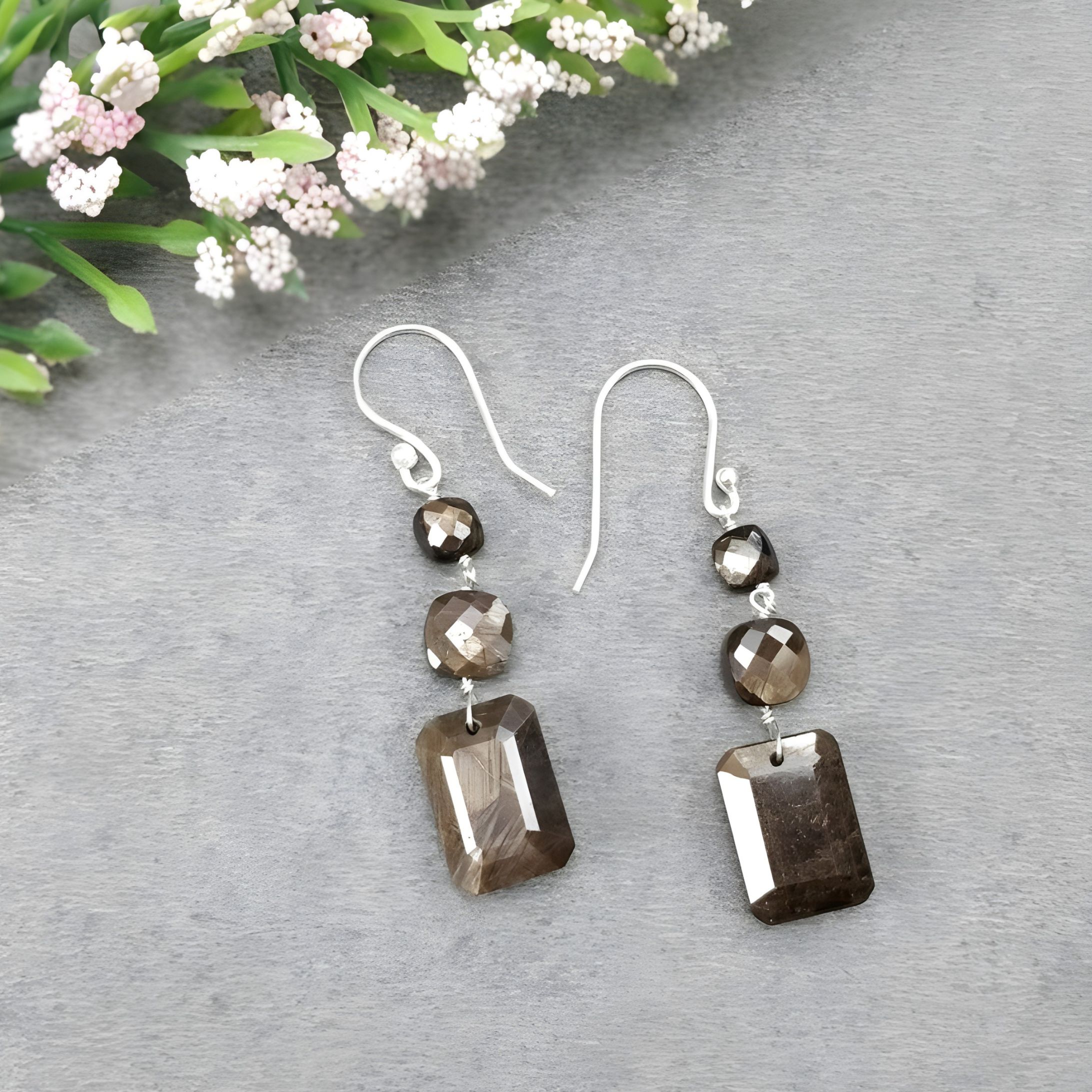 銀のイヤリング