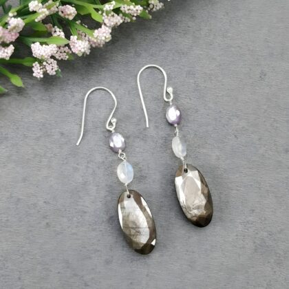 女性用イヤリング