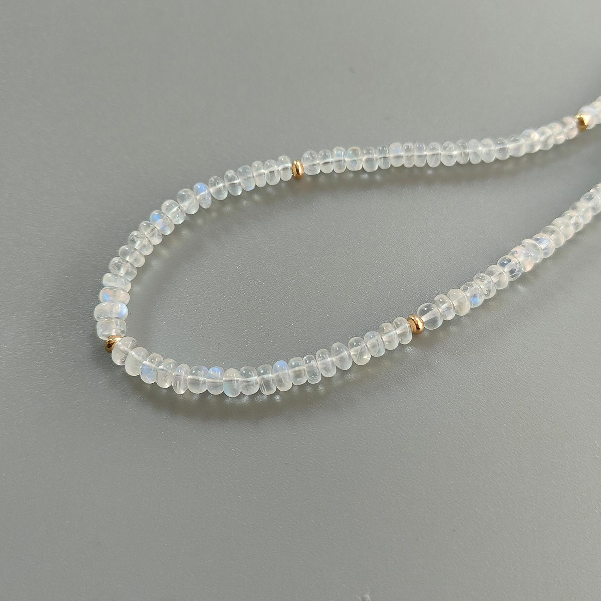 Collana con pietra di luna