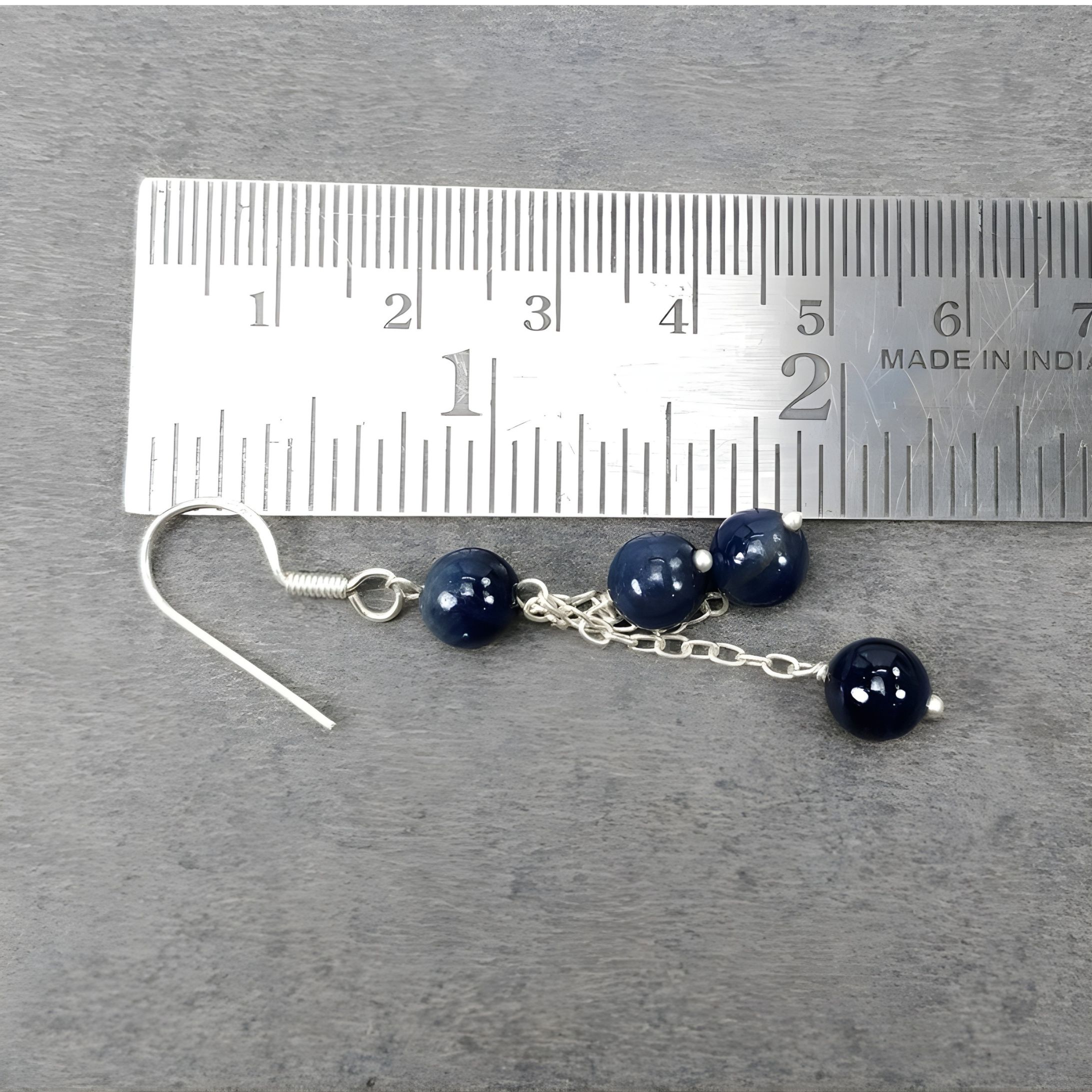 ビーズイヤリング