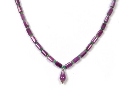 beads necklace