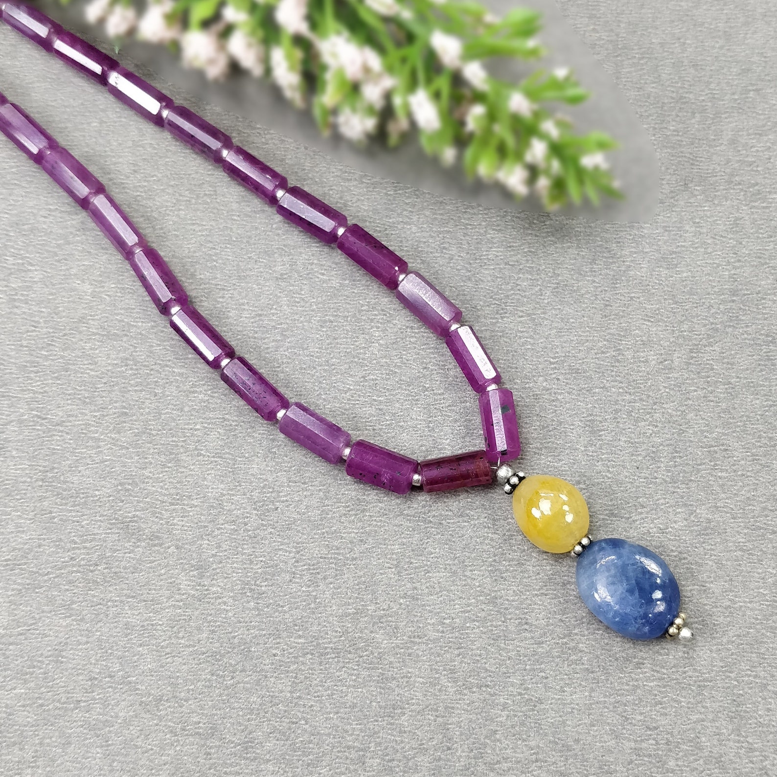 Collar de zafiro
