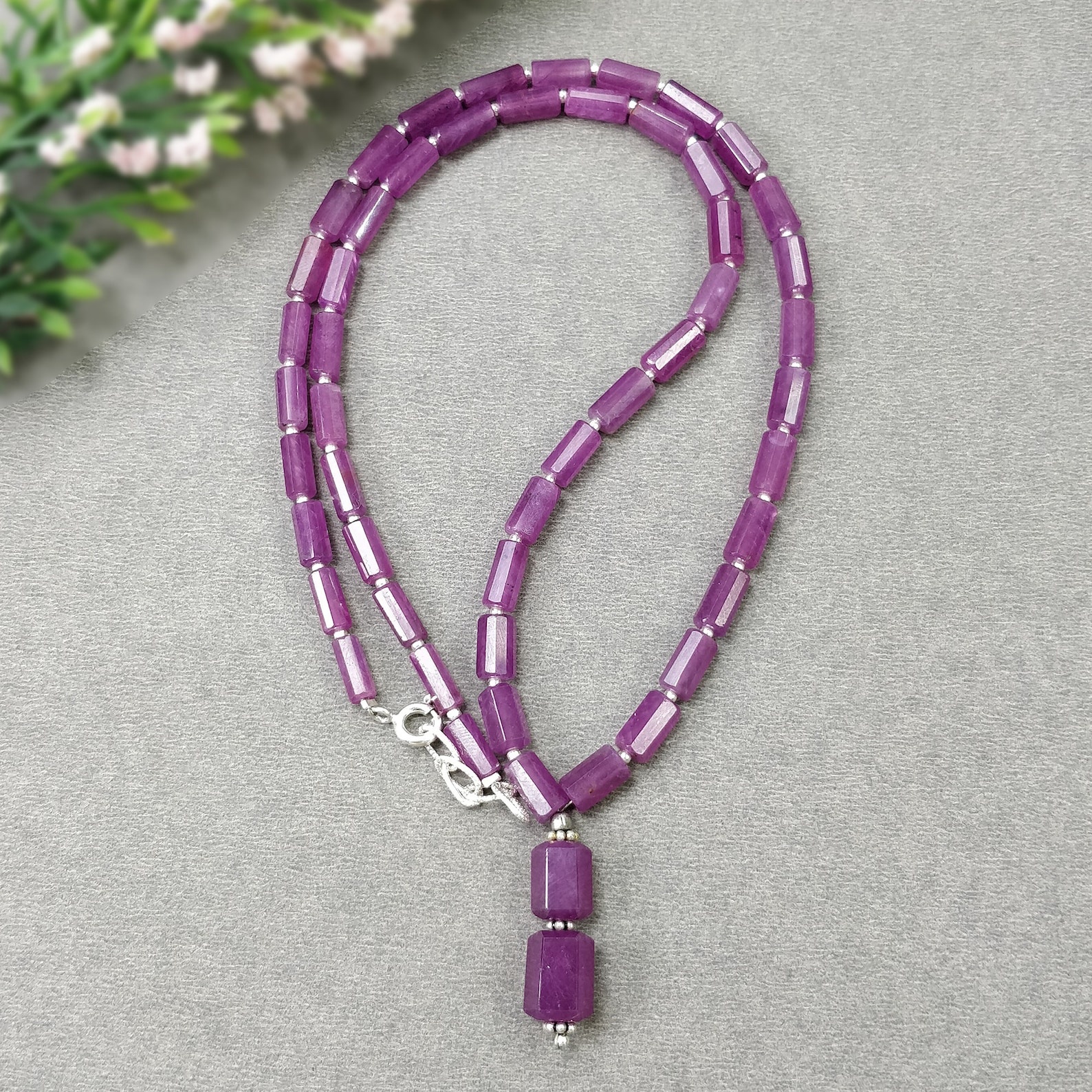 Collana di rubini
