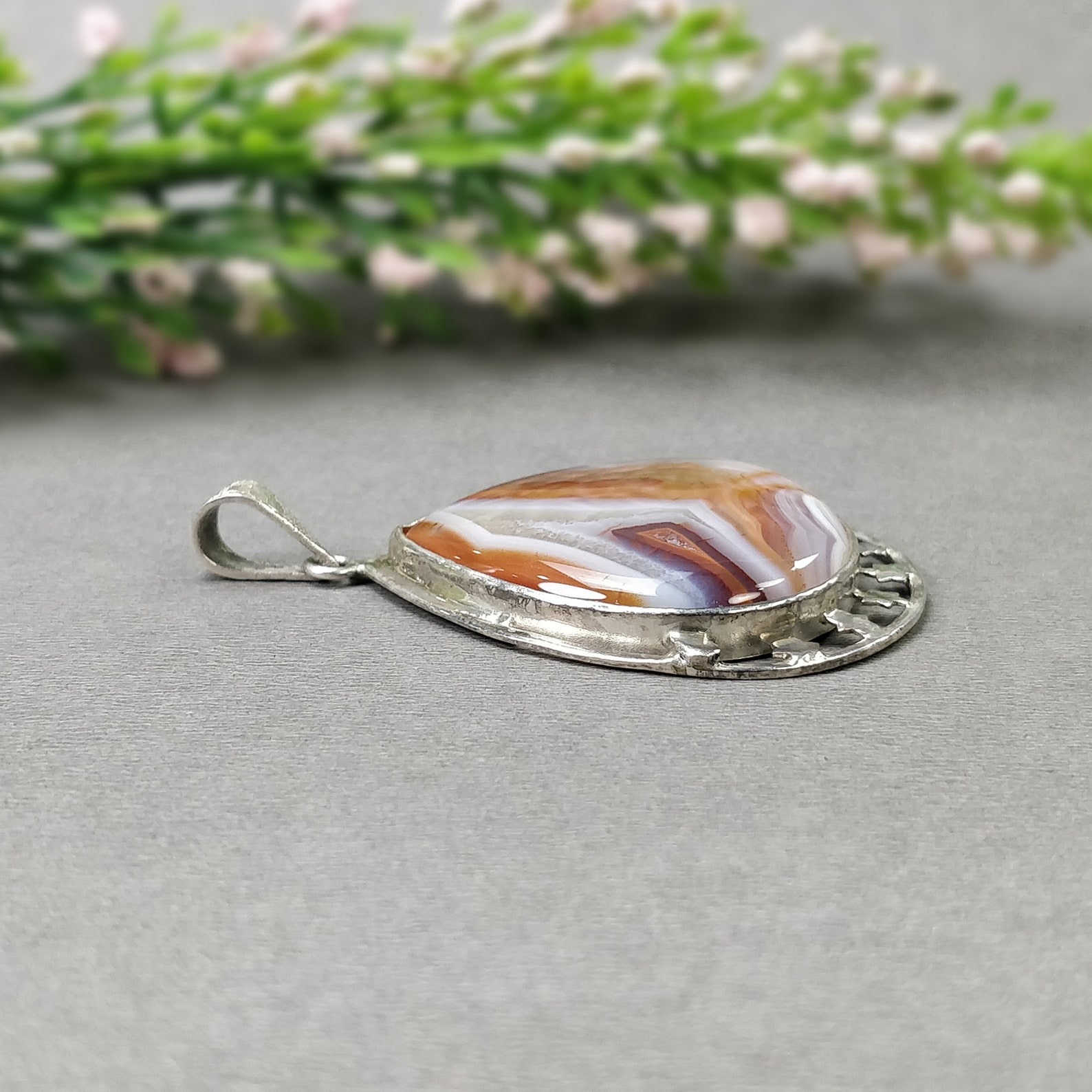 彼女のためのペンダント