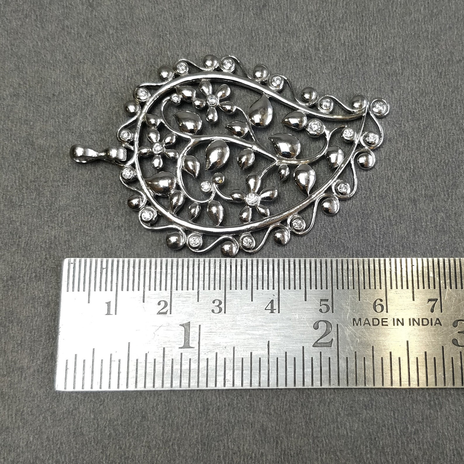 ciondolo regalo per lei