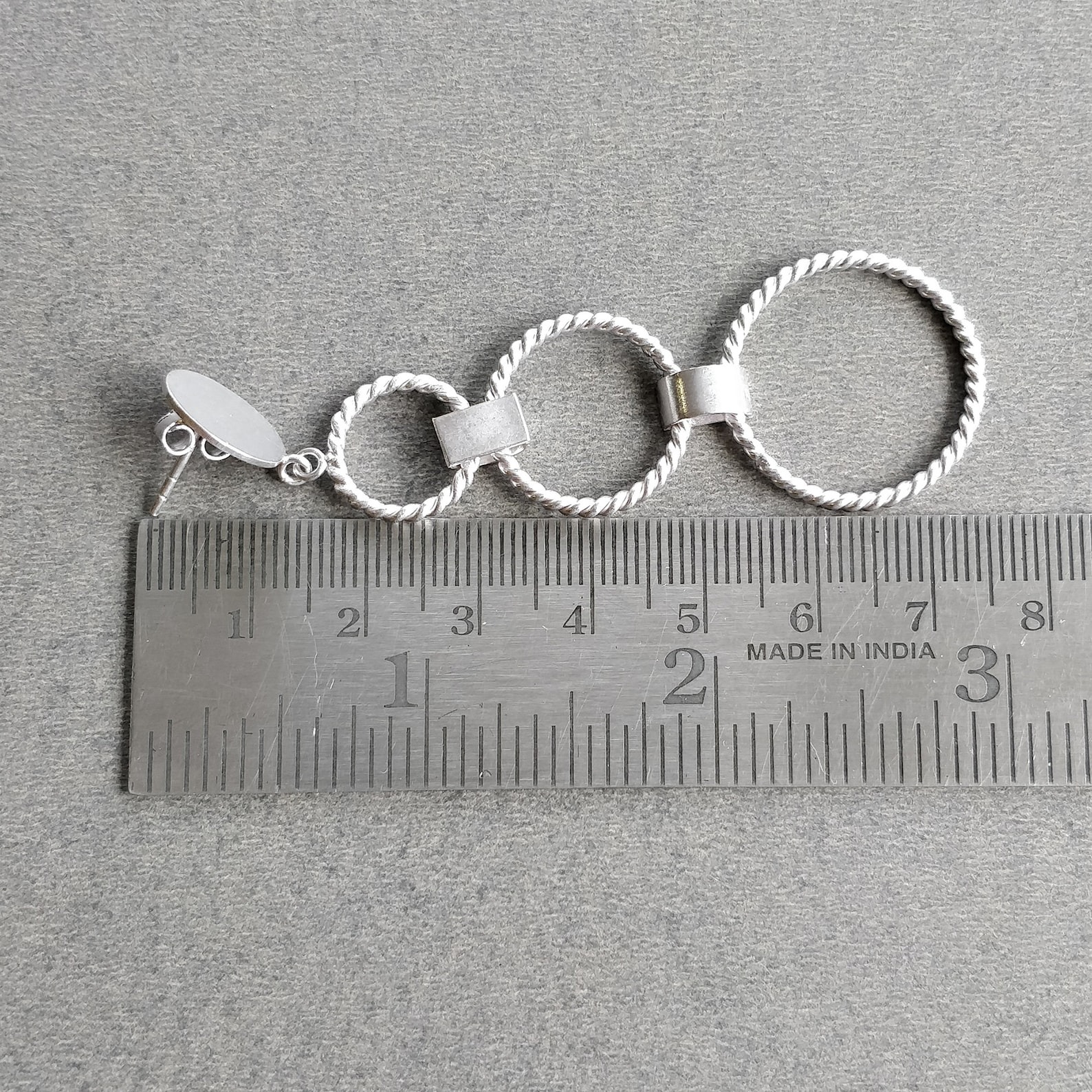 真鍮のイヤリング