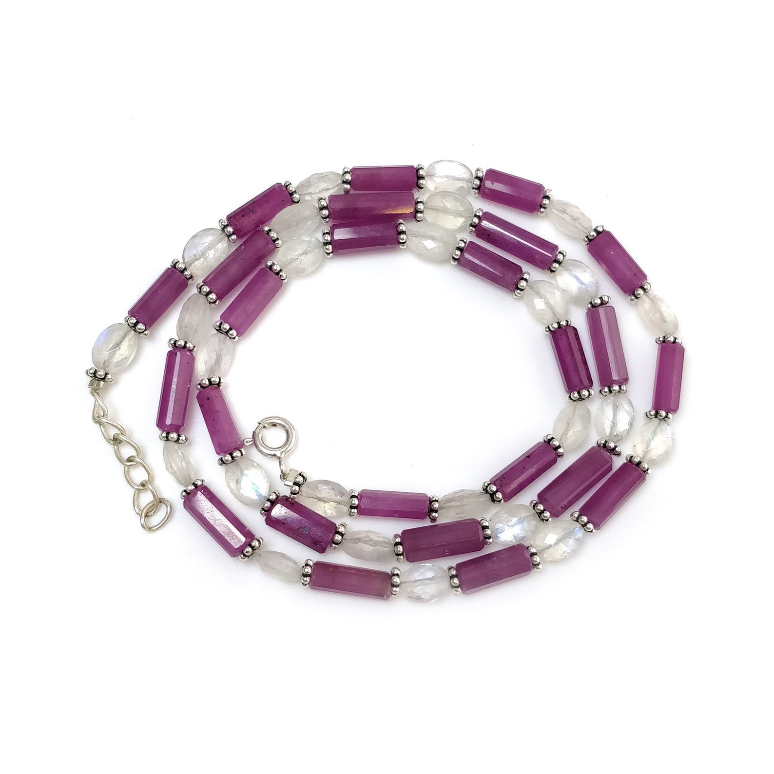 beads necklace