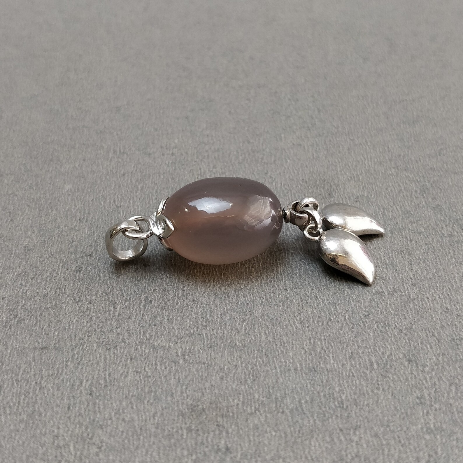 彼女のためのペンダント