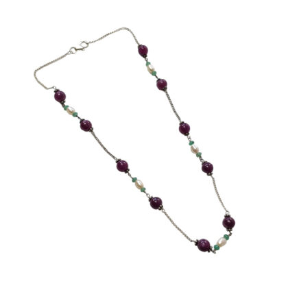 beads necklace