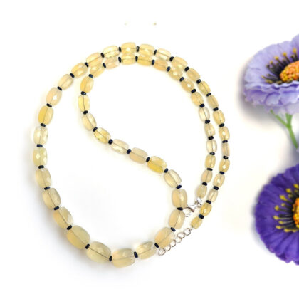 beads necklace