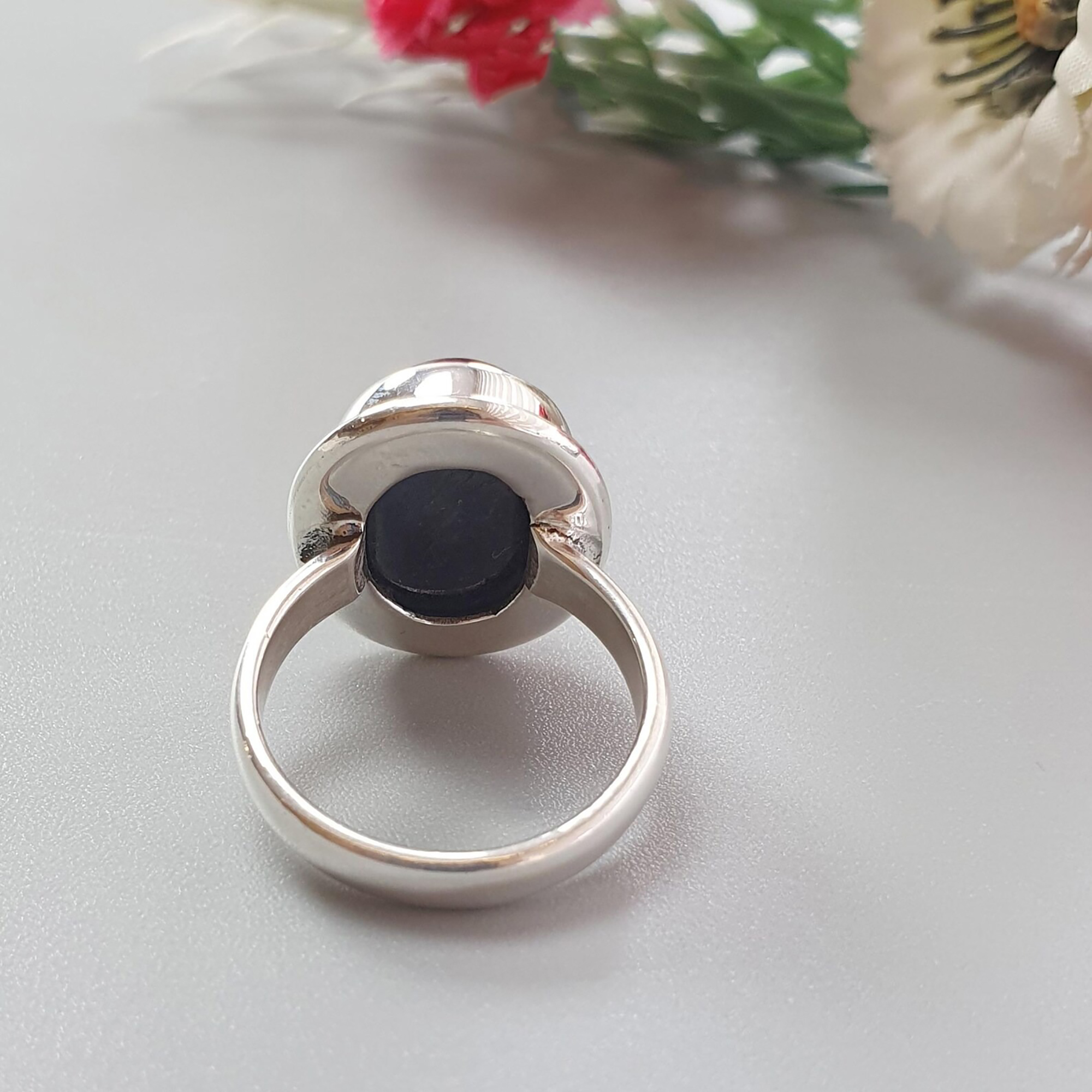 Anillo con piedra preciosa