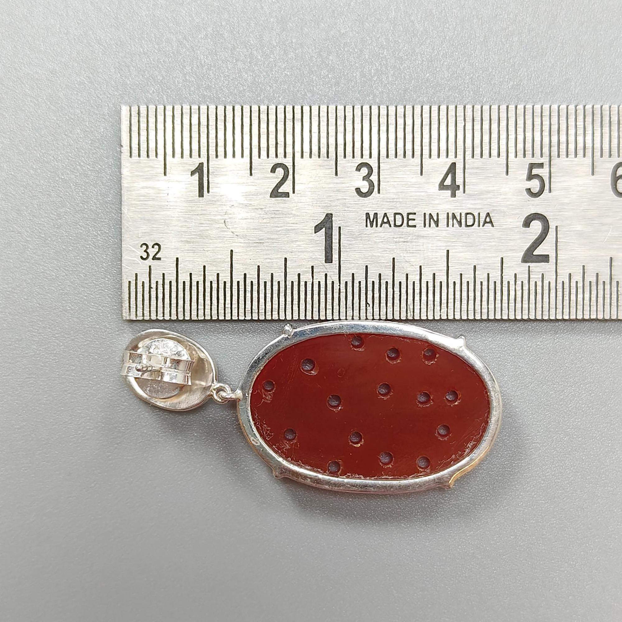 オニキスのイヤリング