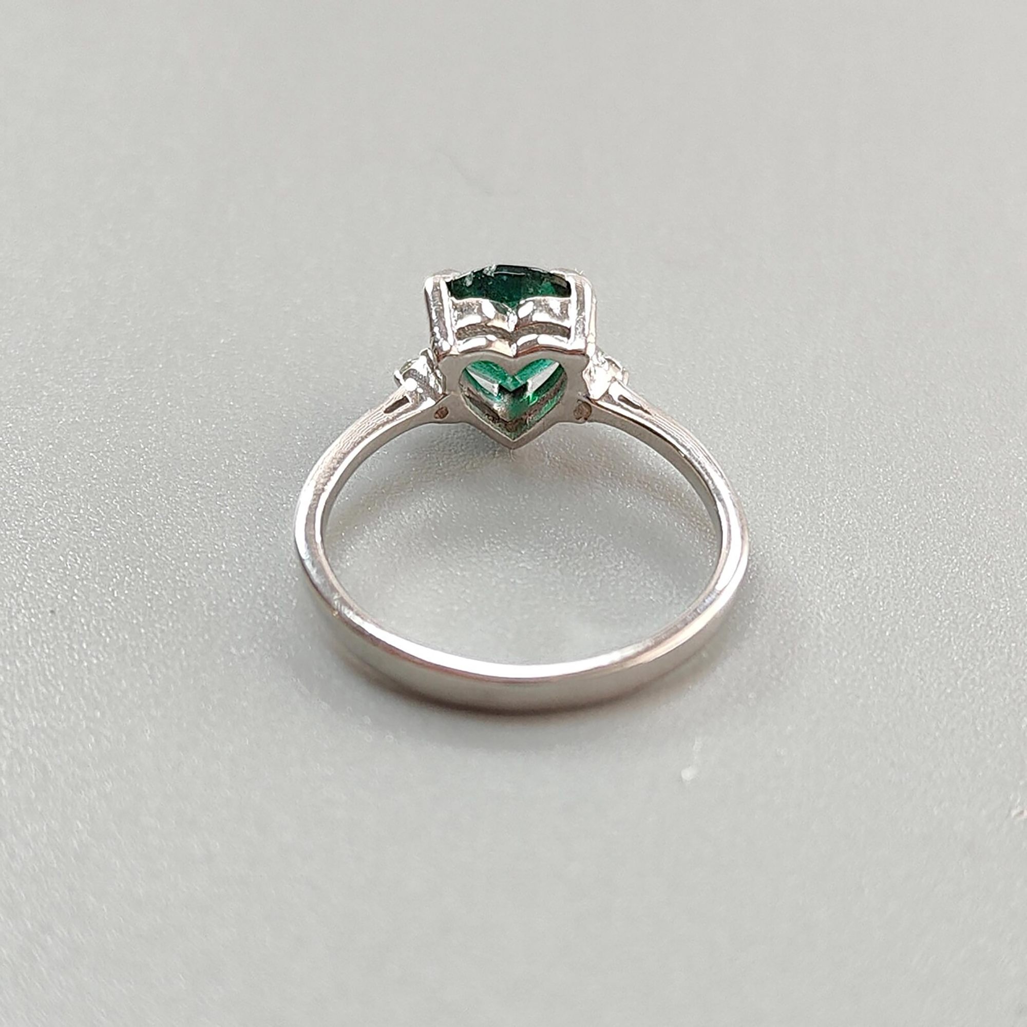 خاتم للجنسين