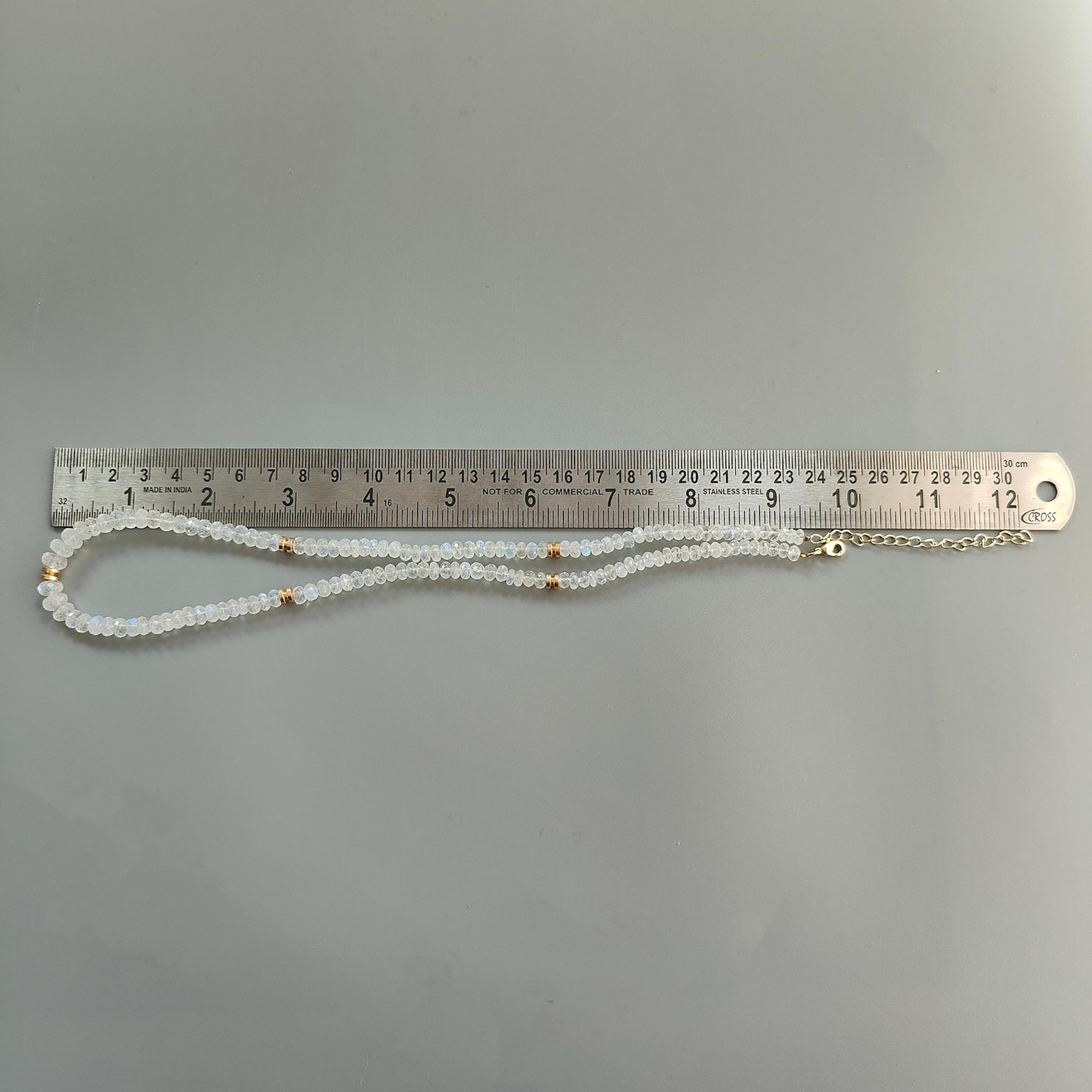 Collier en pierre de lune