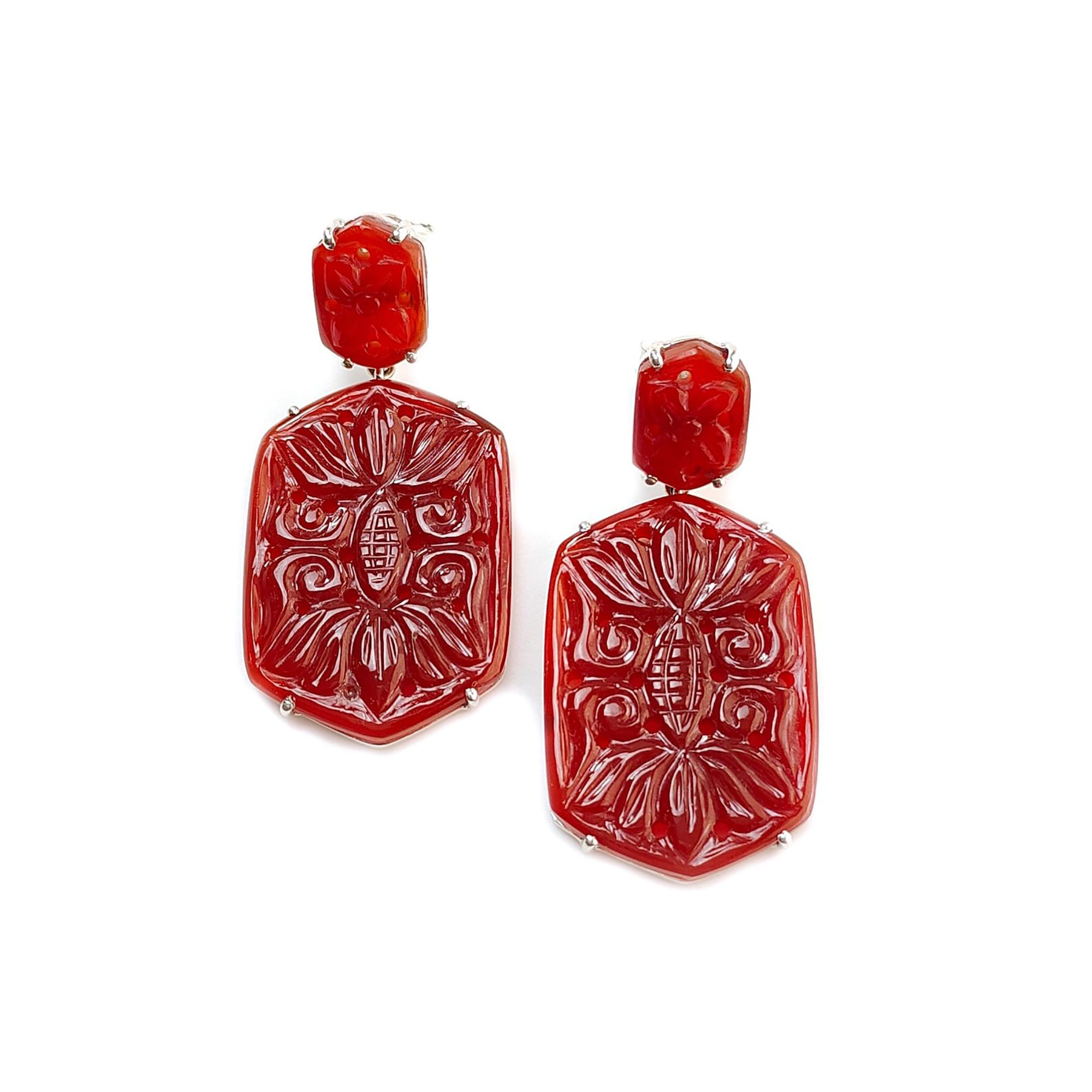 彼女のためのイヤリング