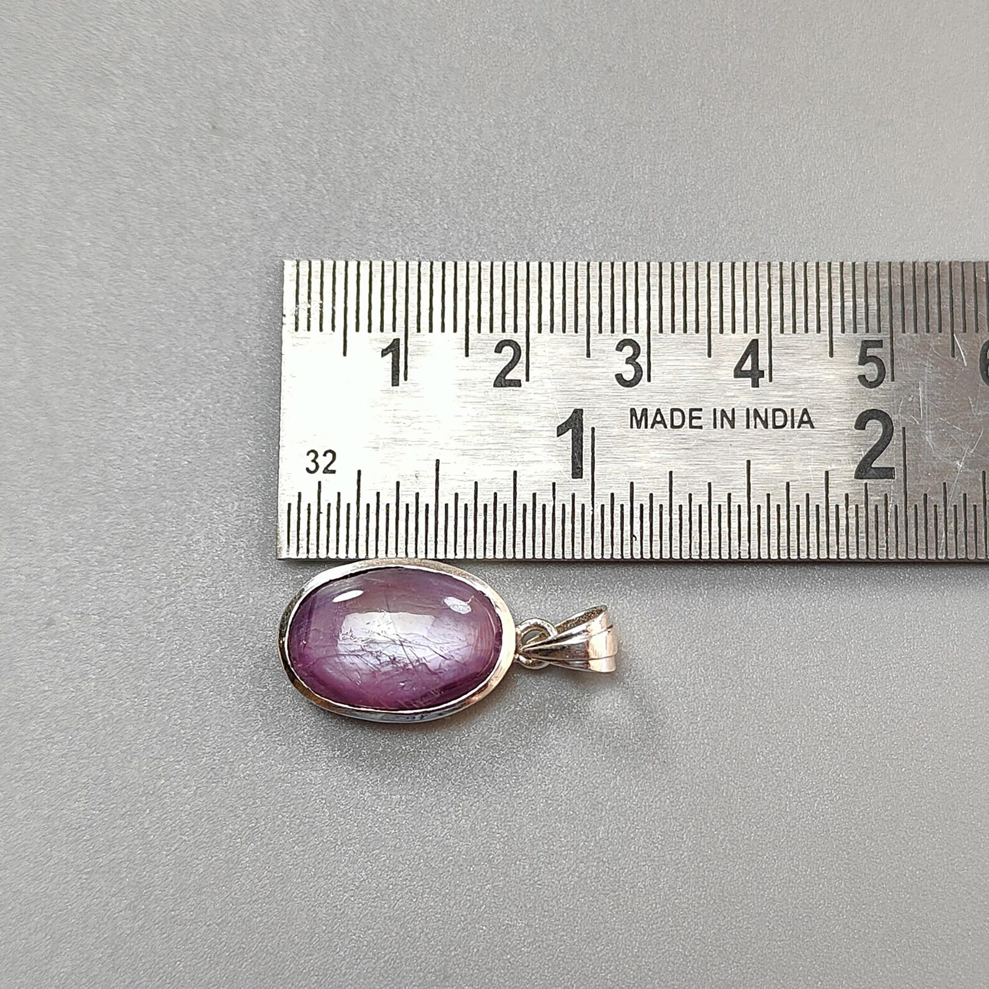 Sternrubin-Anhänger