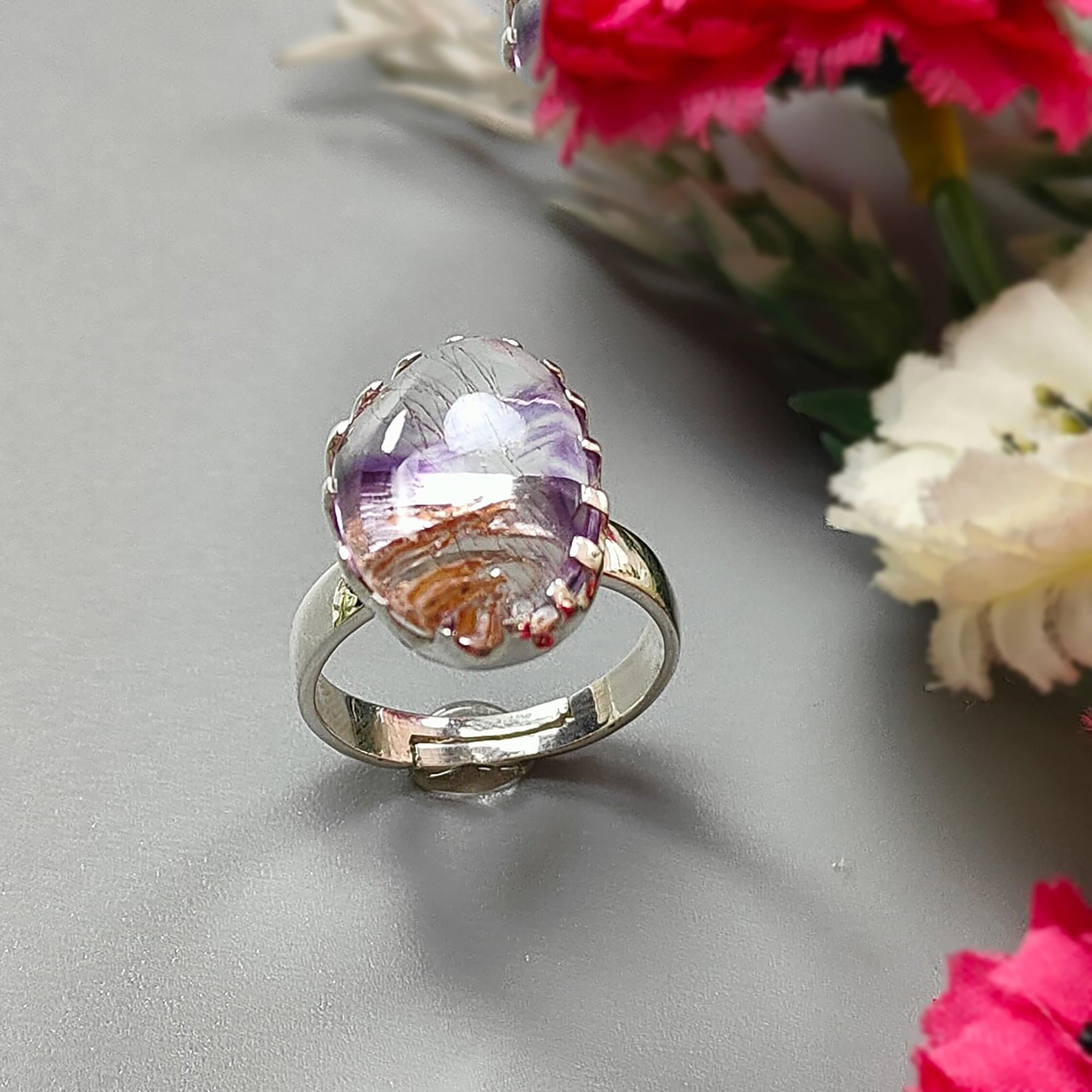 Anillo con piedra preciosa