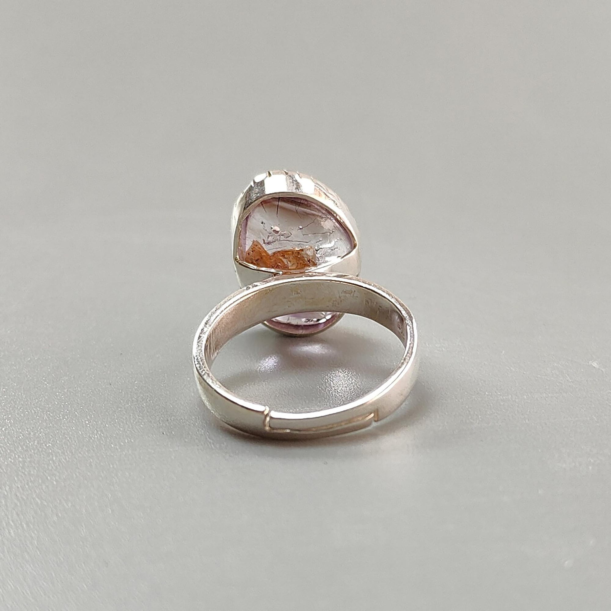 Anillo de plata de ley