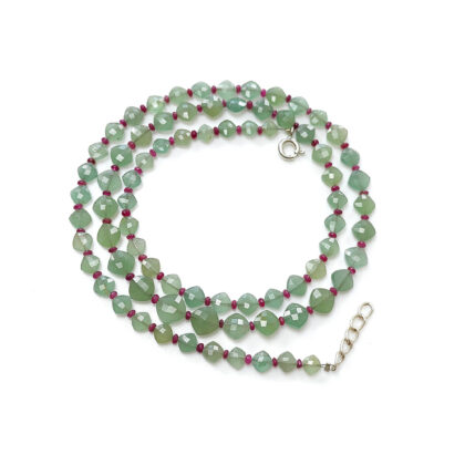 beads necklace