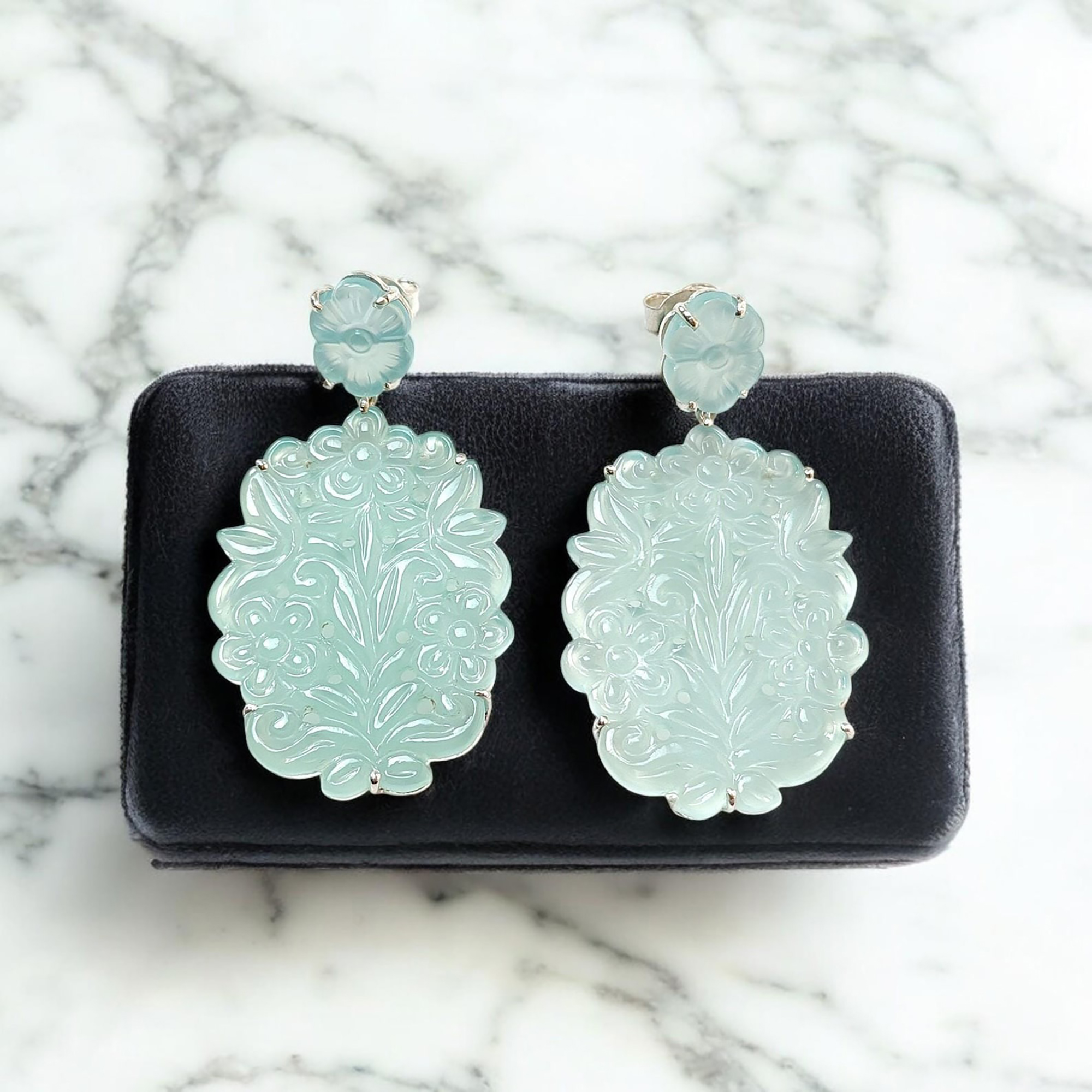 彼女のためのイヤリング