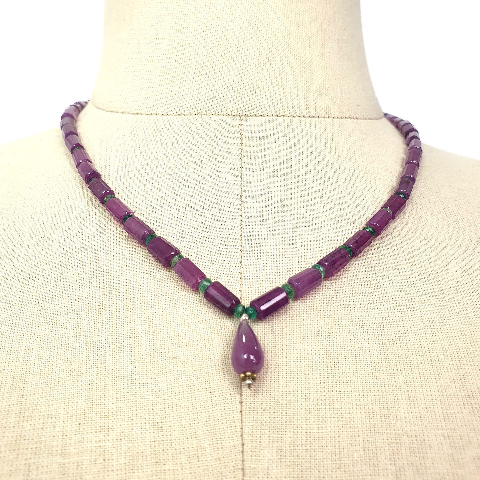 Collana di smeraldi
