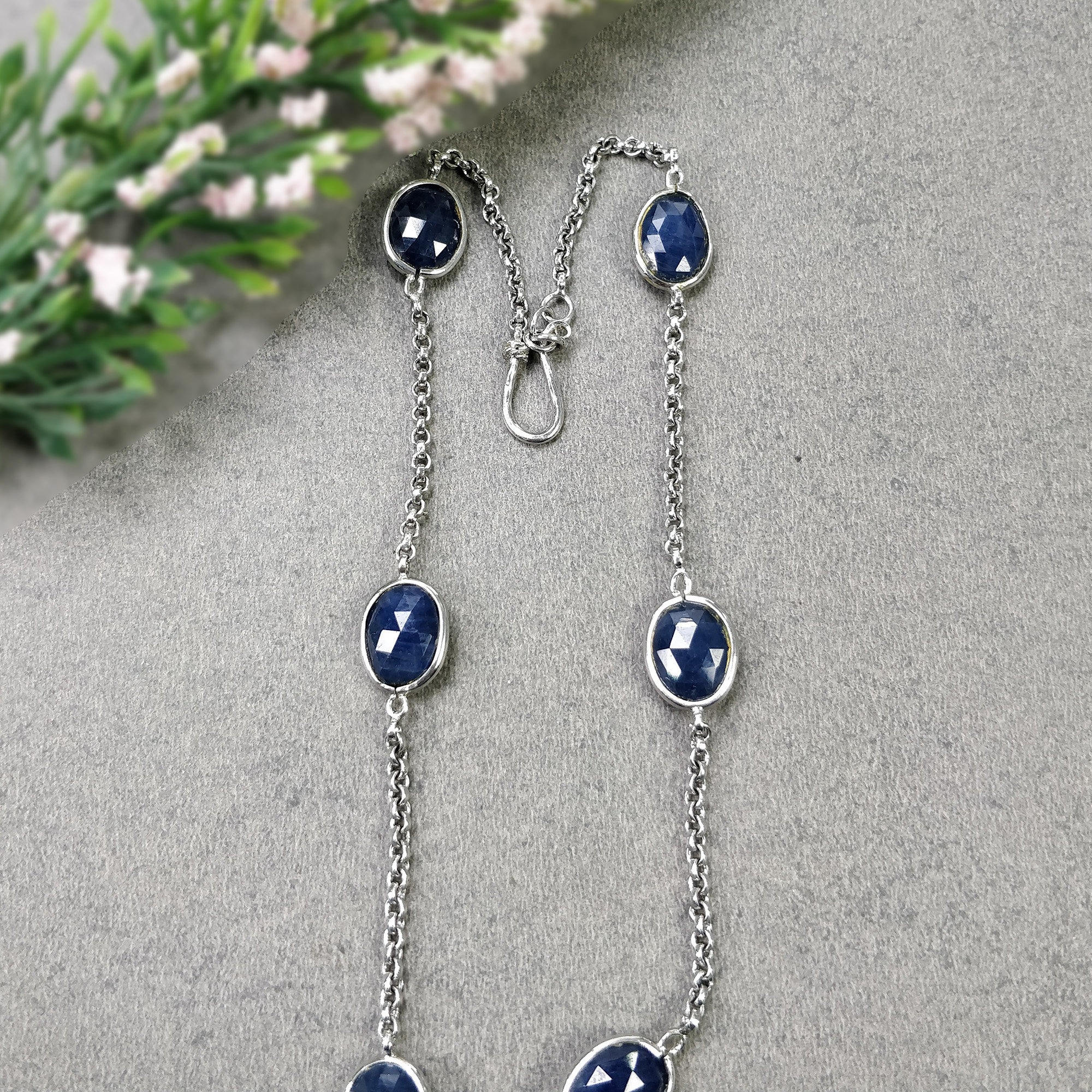 Collier élégant