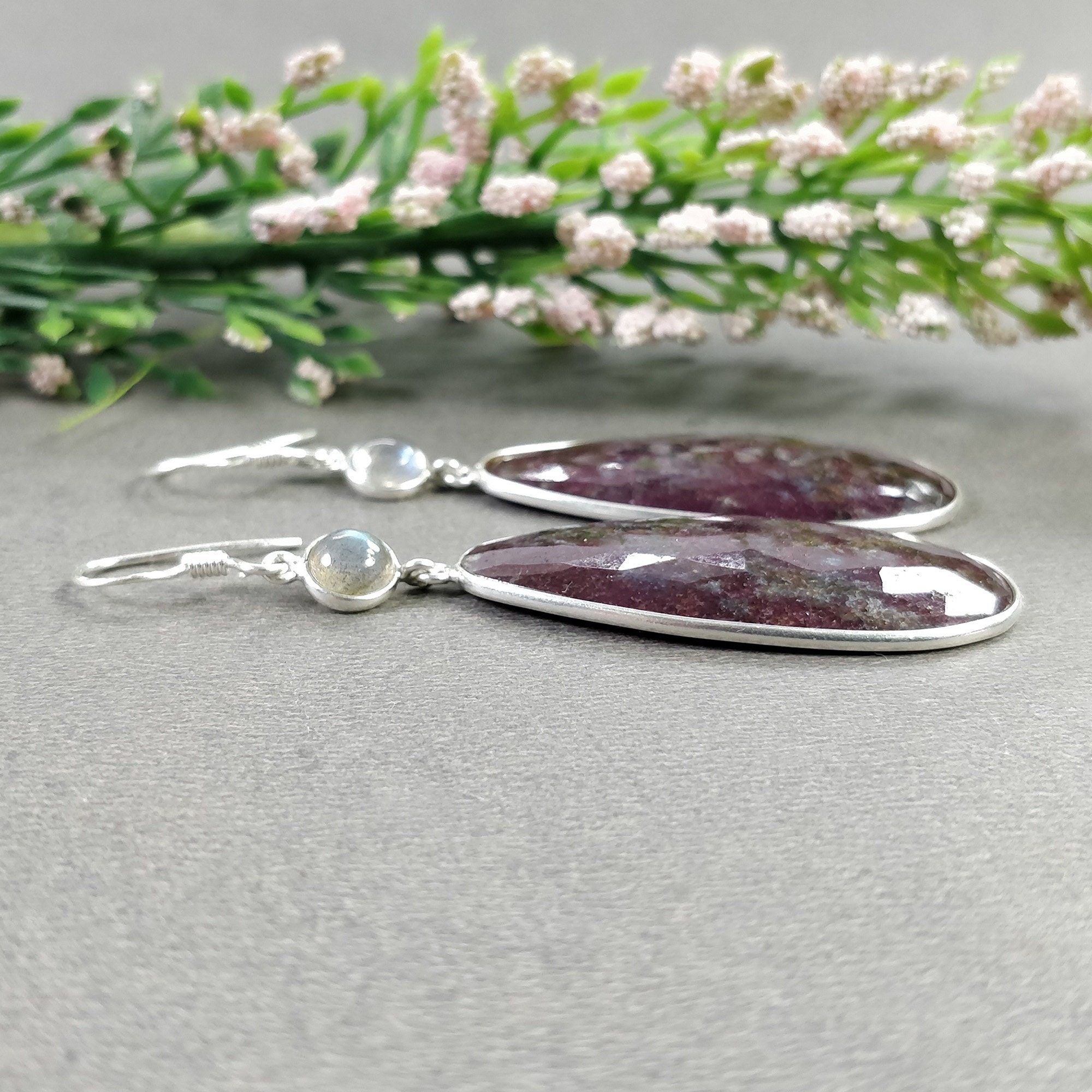 サファイアのイヤリング