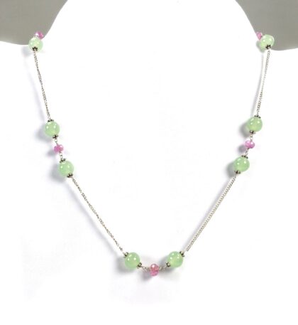 beads necklace