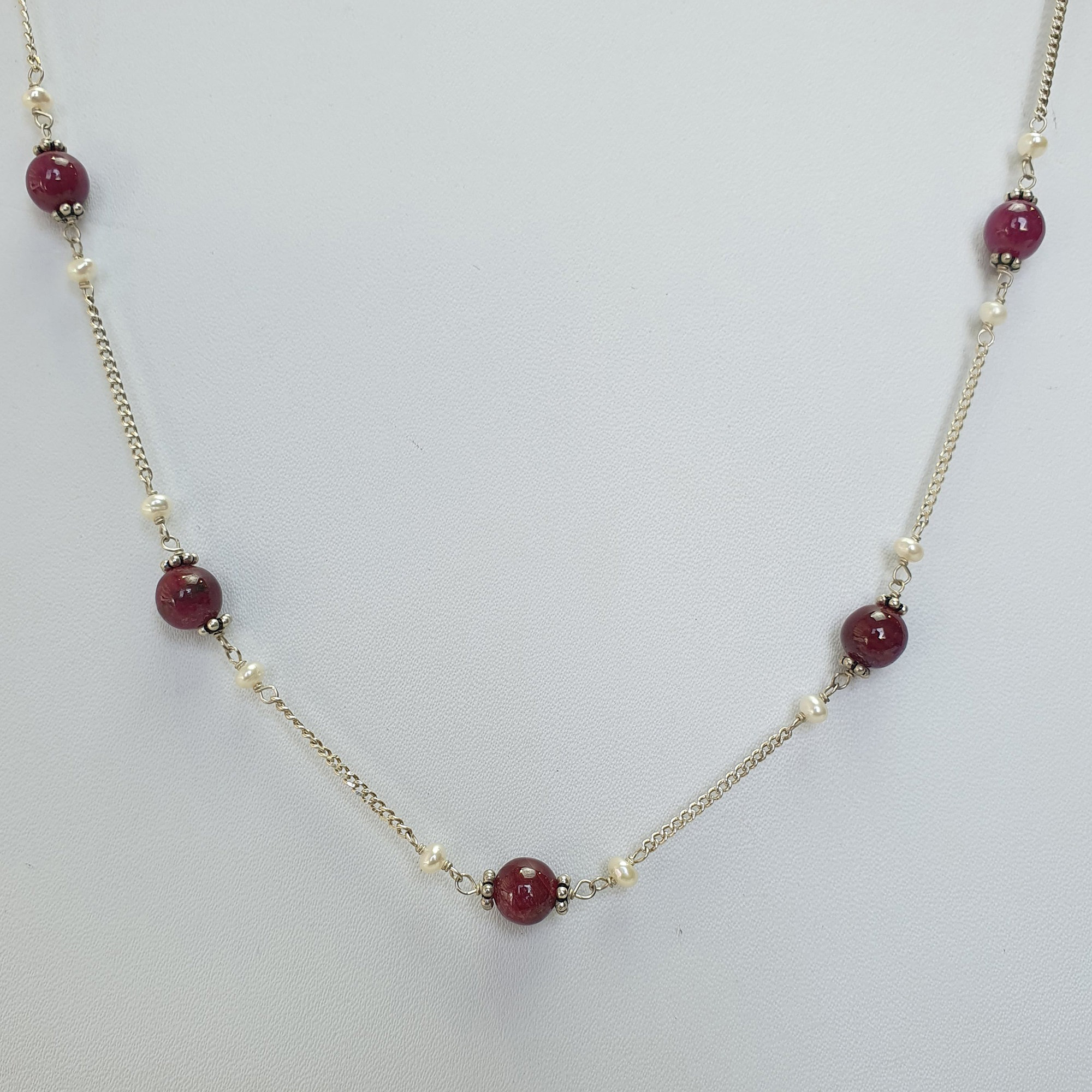 beads necklace