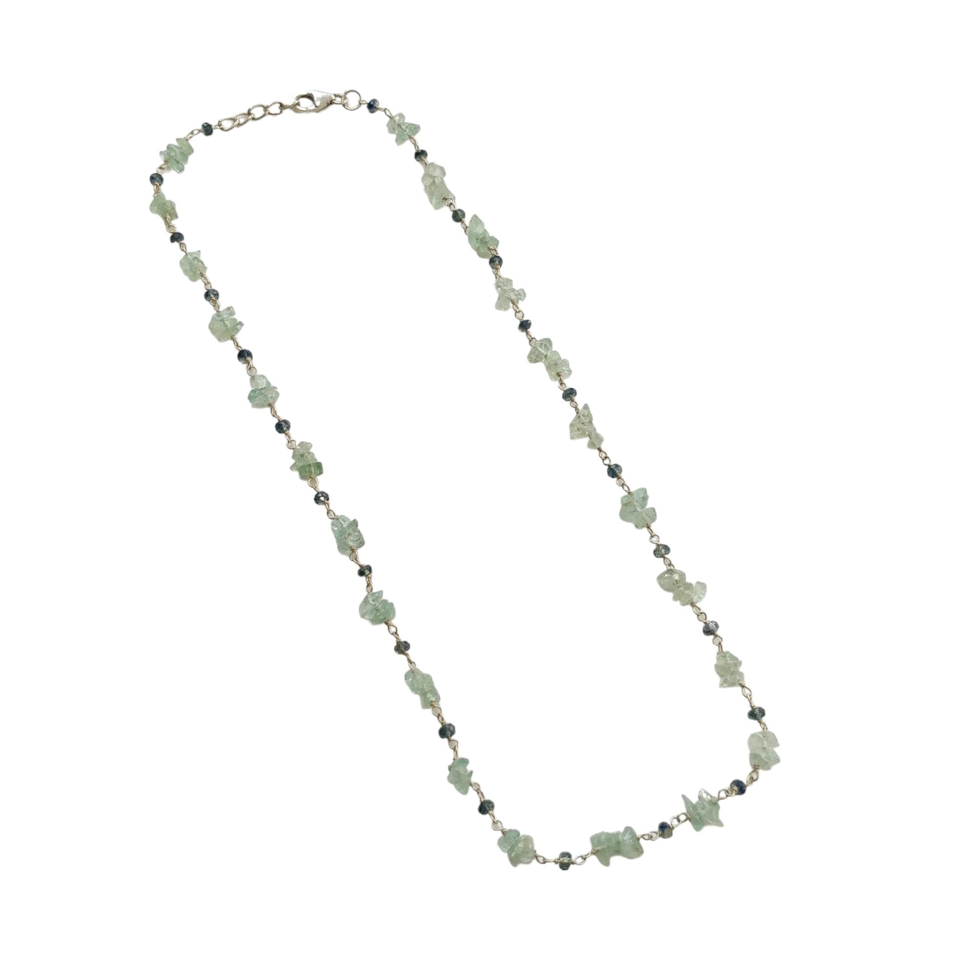 Collar de piedras preciosas