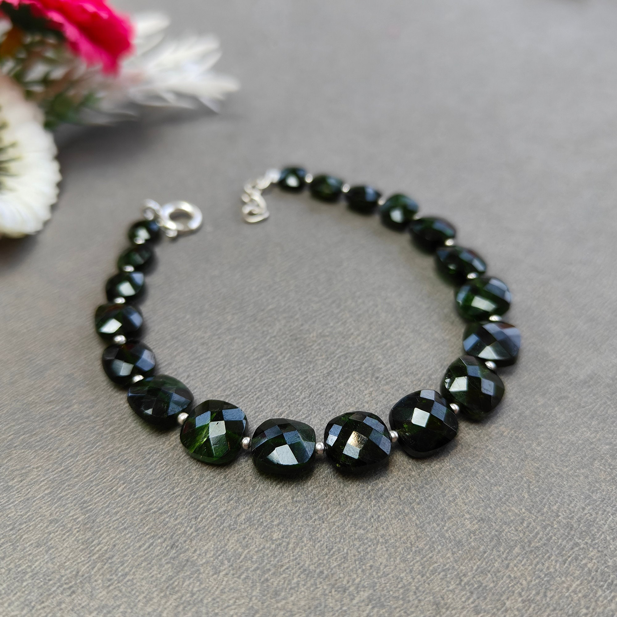 ビーズブレスレット