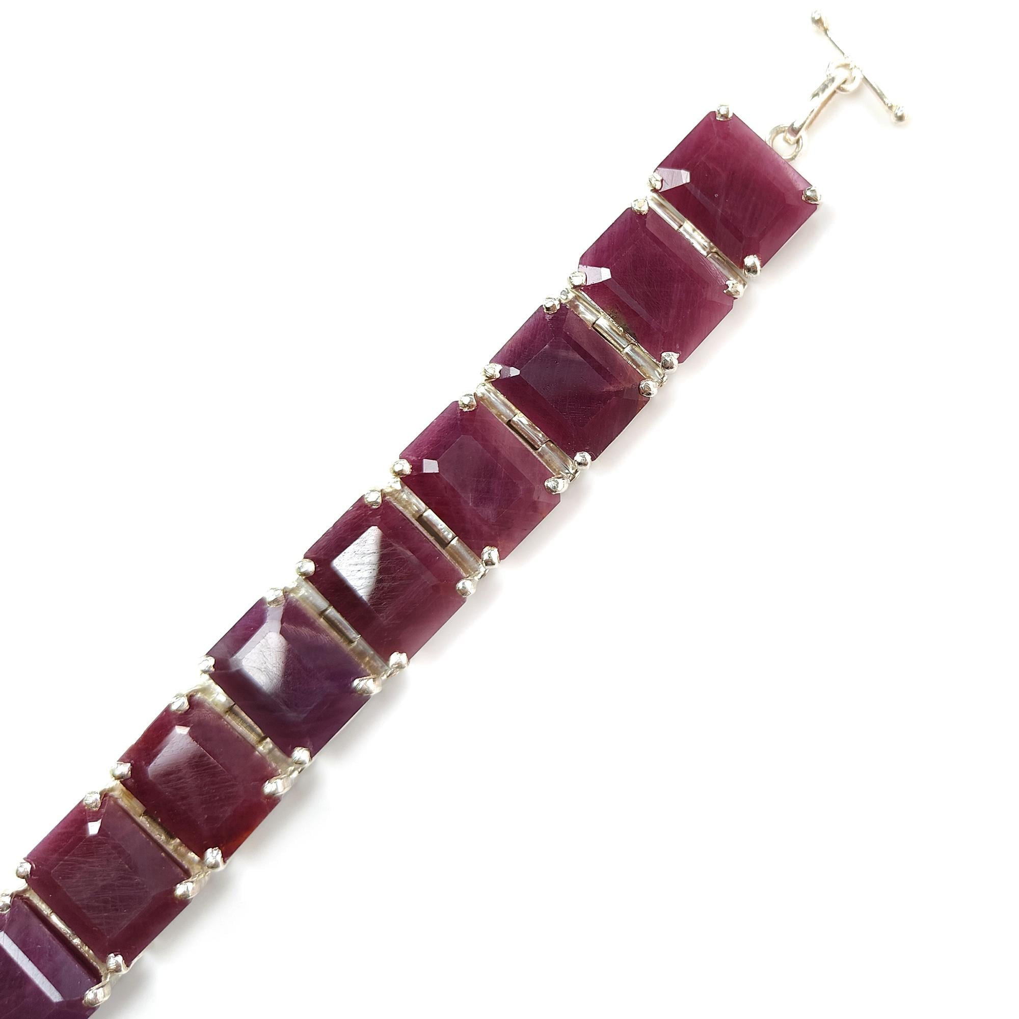 Bracciale con pietre preziose