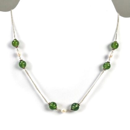 beads necklace