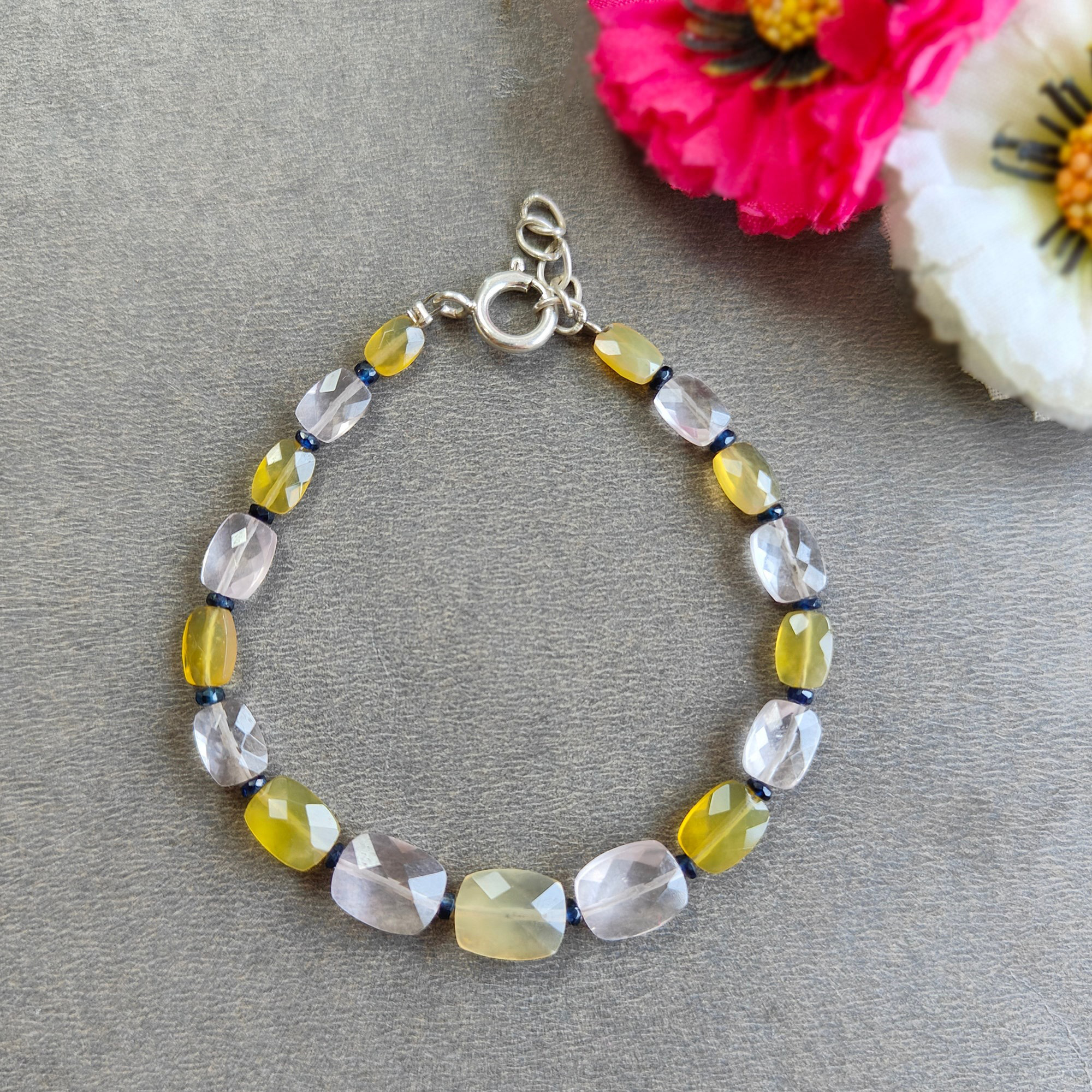 ユニセックスブレスレット