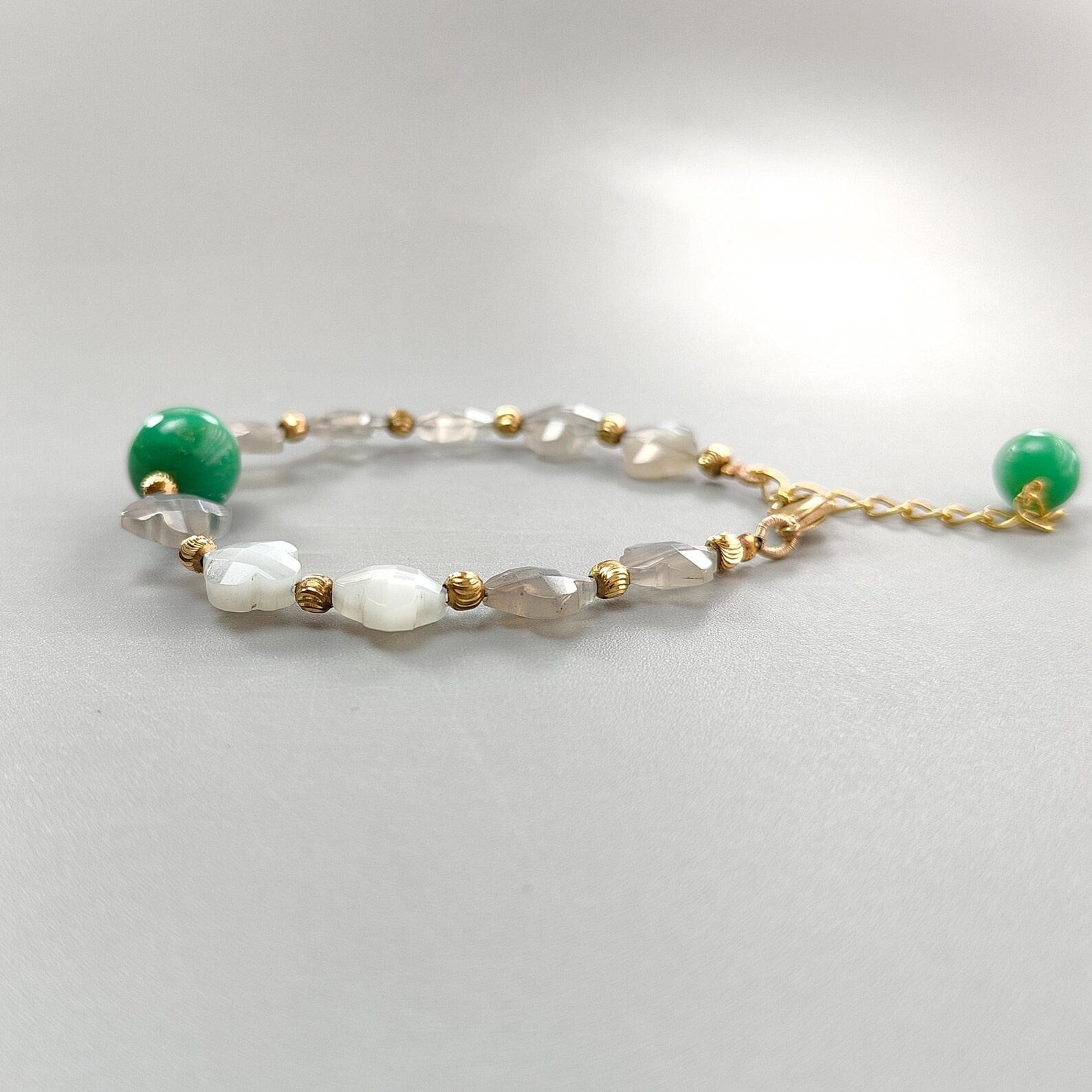 Pulsera de piedra lunar