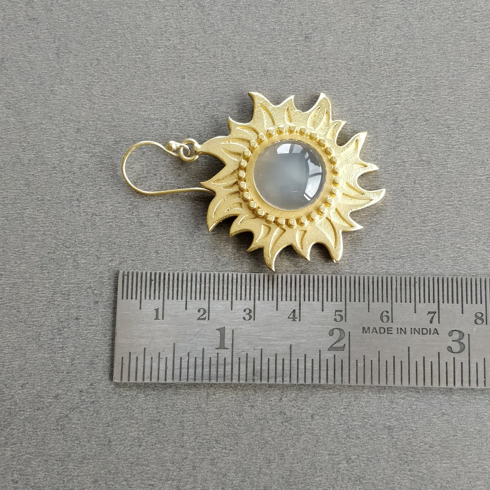 真鍮のイヤリング