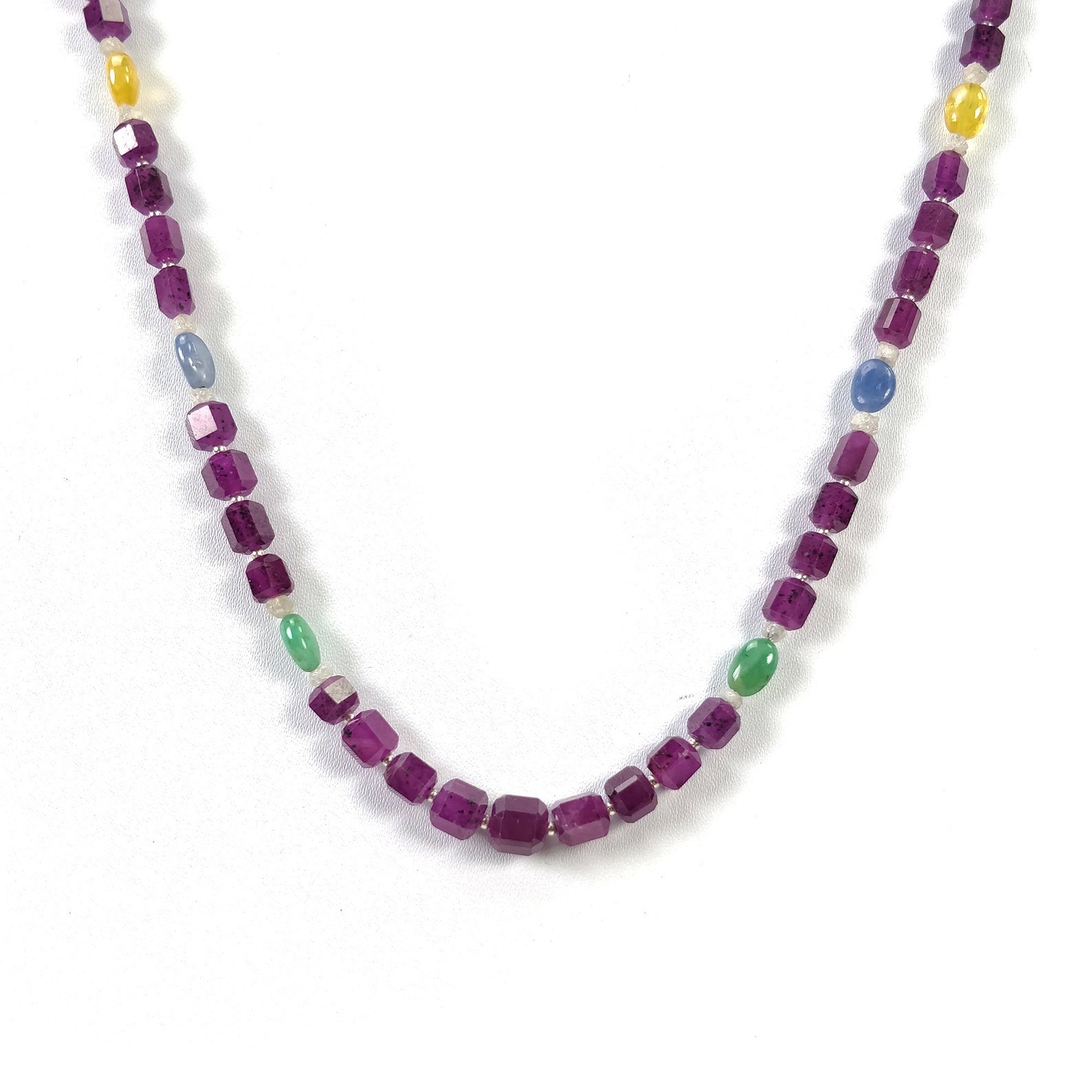 Collar de esmeraldas