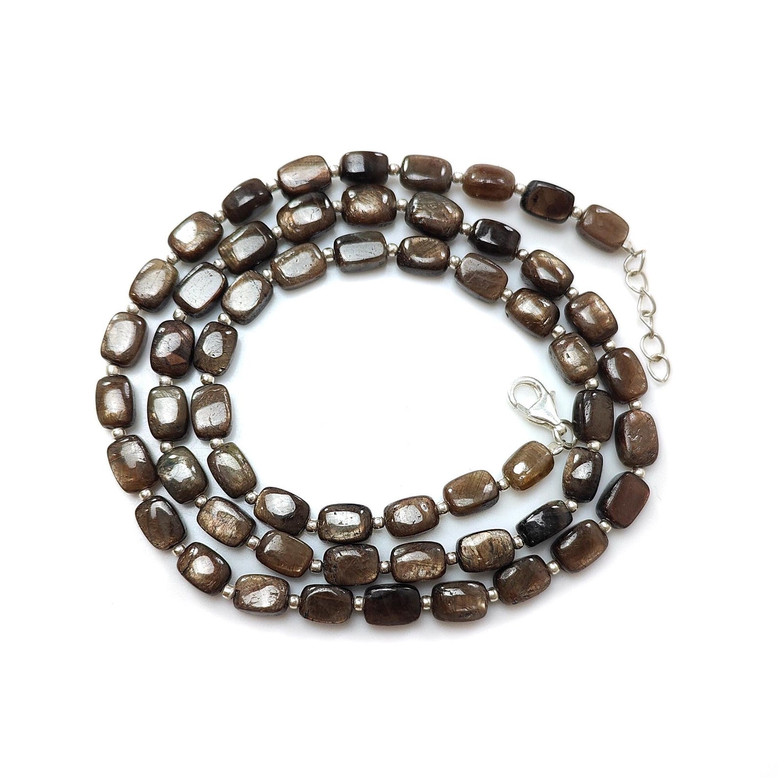 beads necklace